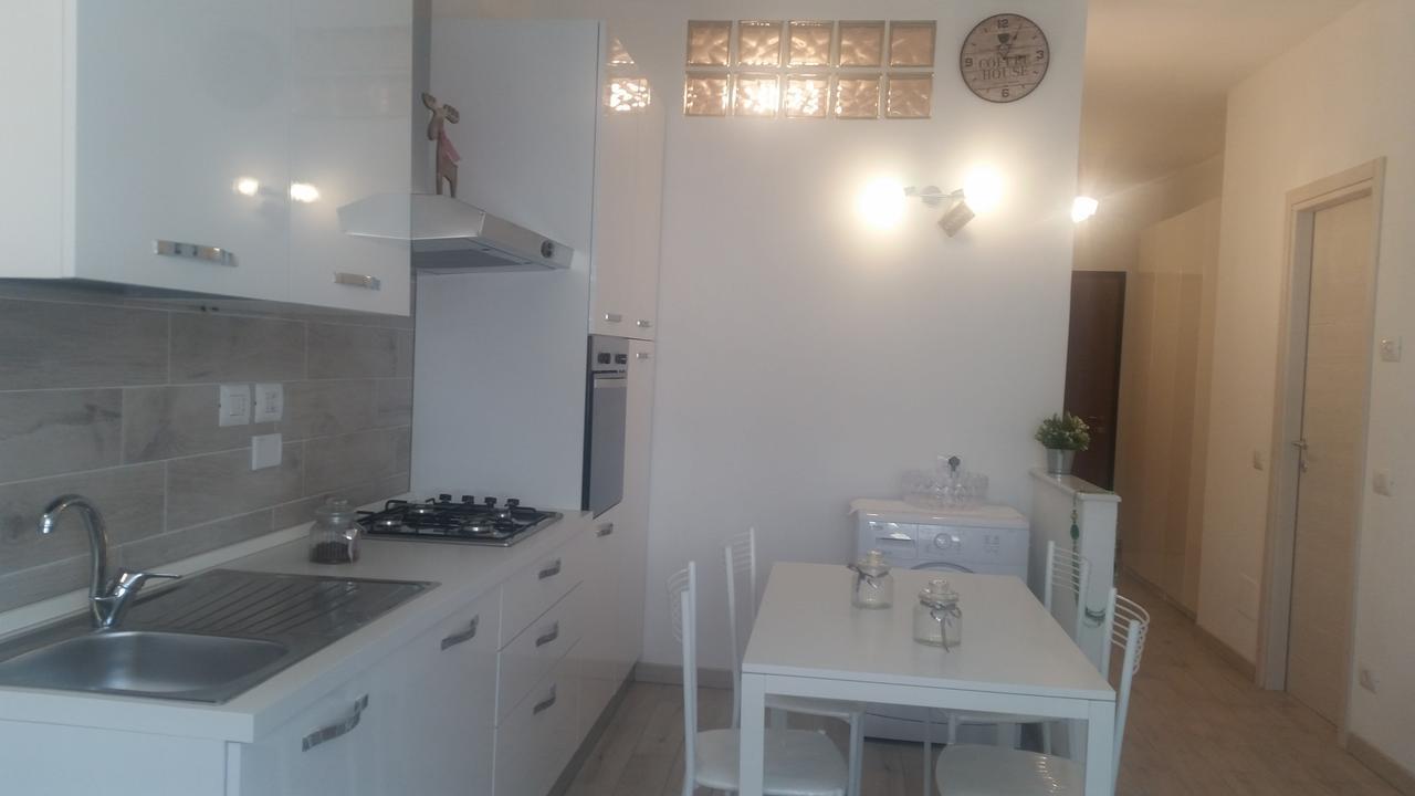 Monica'S Apartment Marina Di Carrara Exterior photo